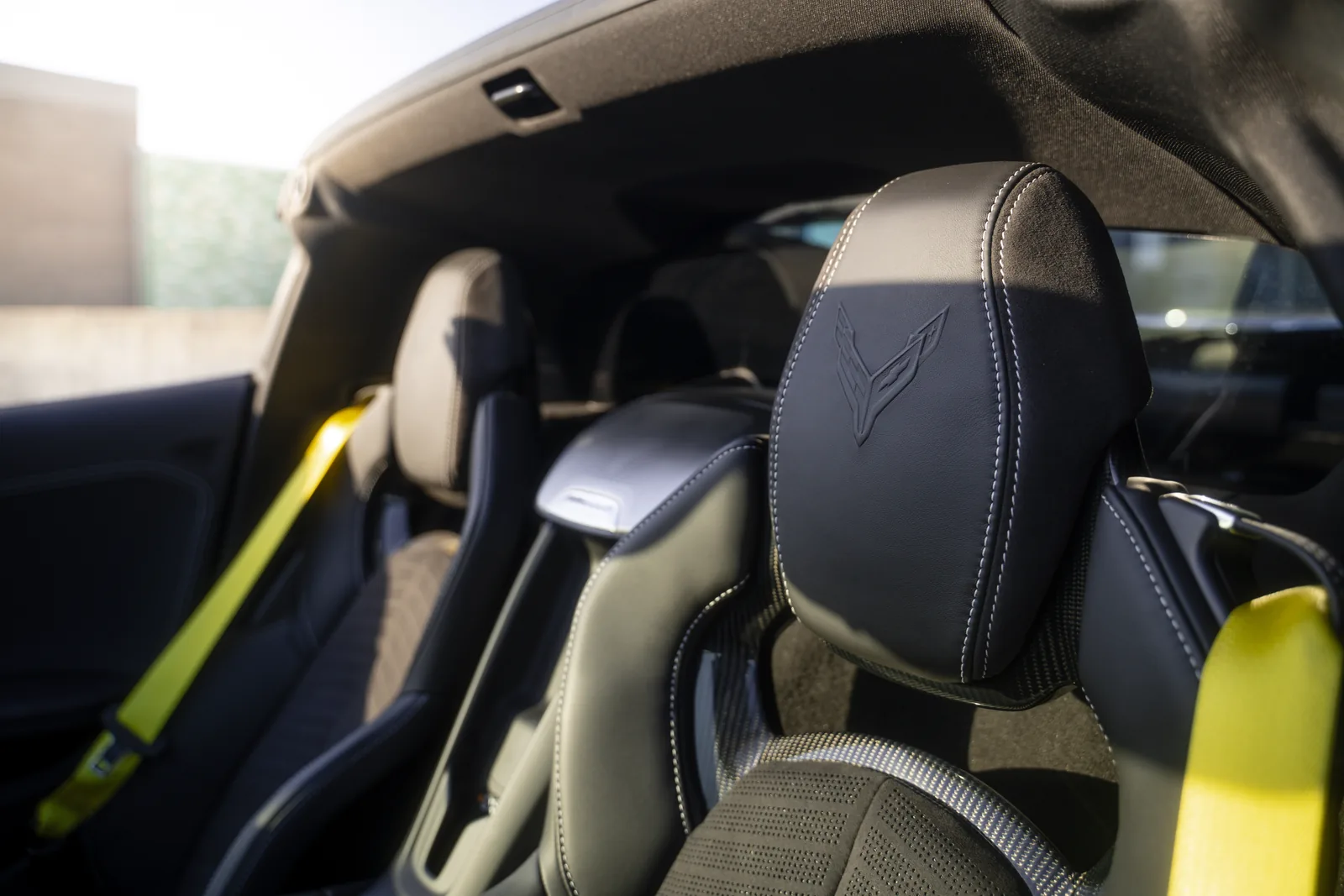 2025 Corvette Stingray 2LT Jet Black cockpit and seats